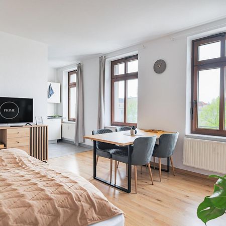 Prime - 2 Zimmer Wohnung Direkt Am Fluss Leipzig Luaran gambar